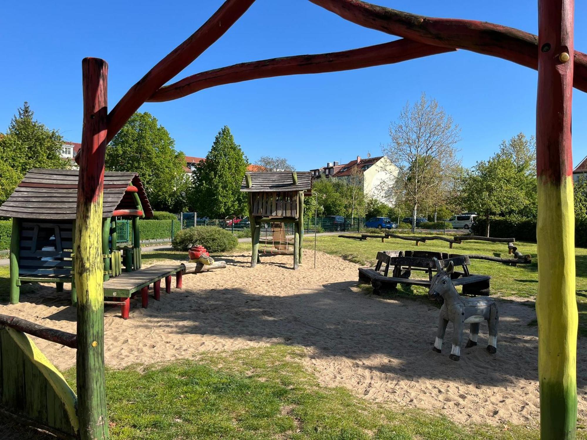Fewo "Franzi" 5 Personen, Zentrale Lage, Parkplatz Dessau-Rosslau Εξωτερικό φωτογραφία
